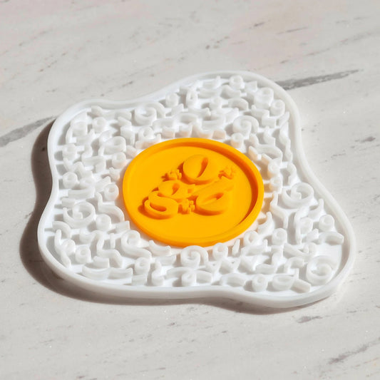 OLLIE B. GOOD sunny side up egg lick mat