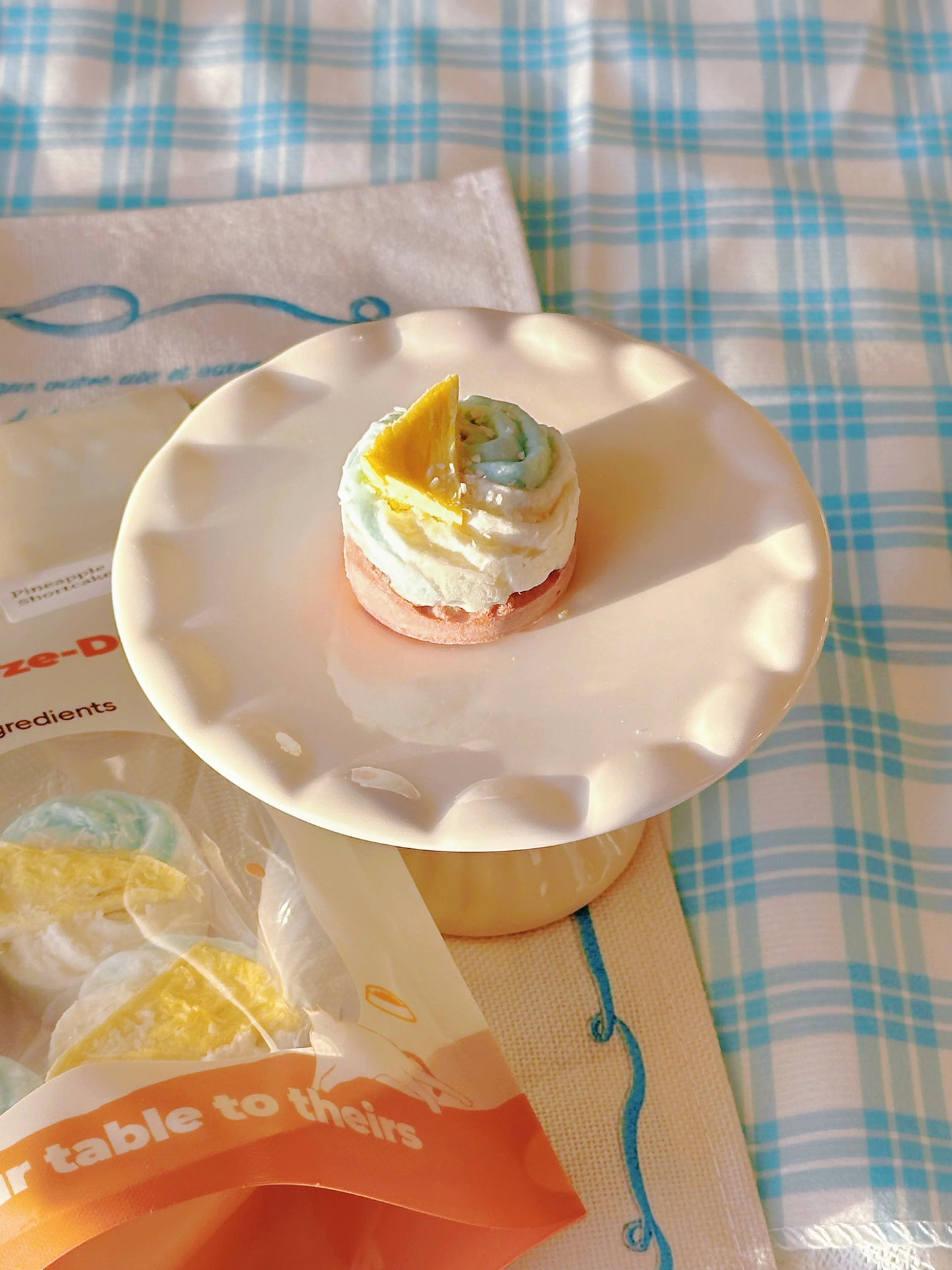 Paxi Pineapple Shortcake (Duck)